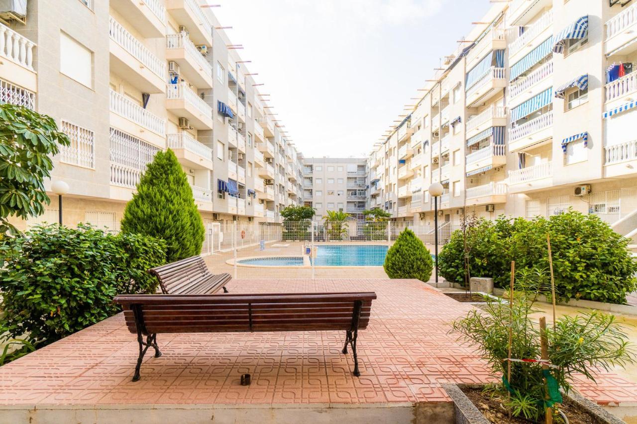 Ferienwohnung Alegria Id 27 Torrevieja Exterior foto