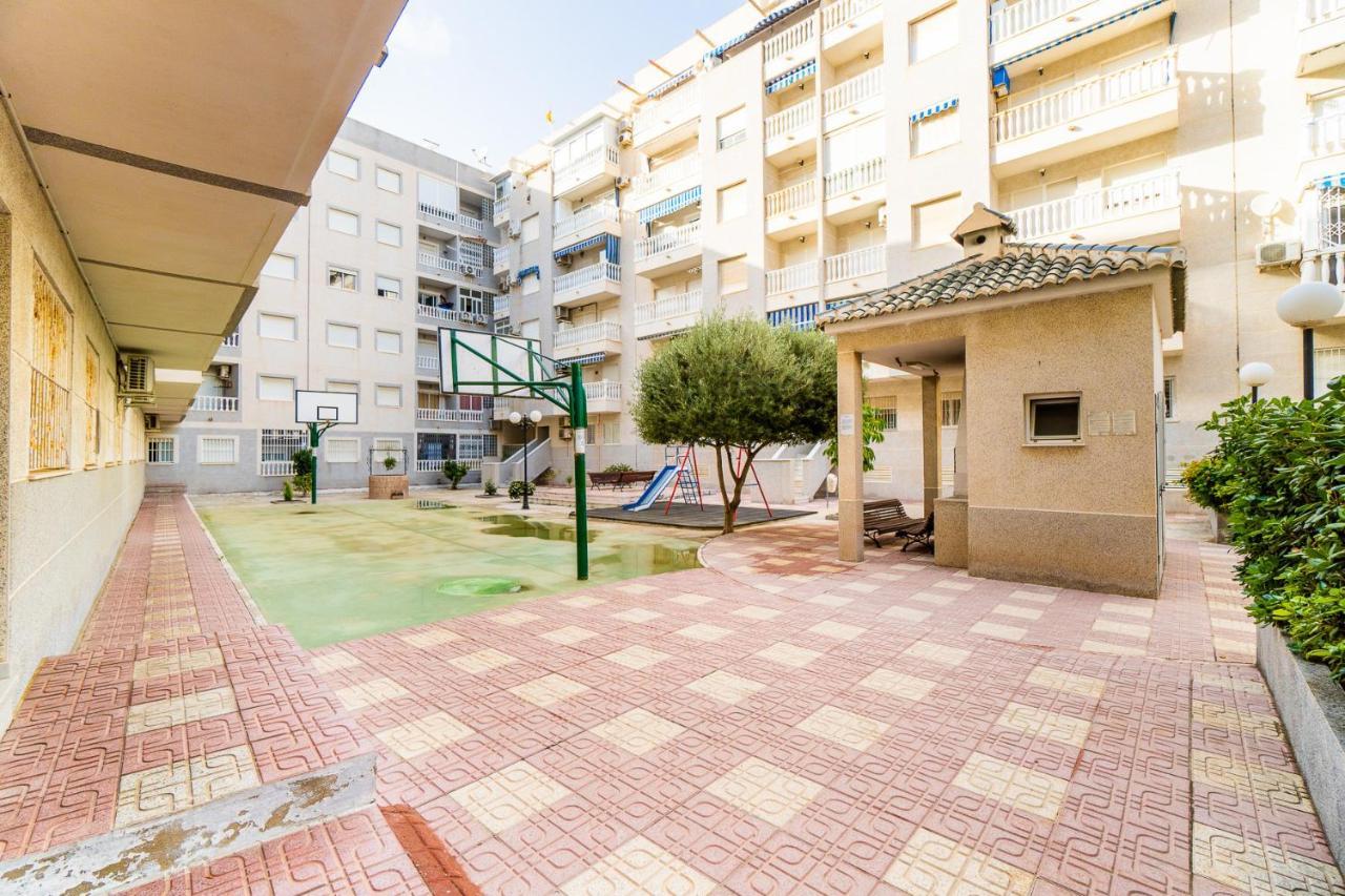 Ferienwohnung Alegria Id 27 Torrevieja Exterior foto